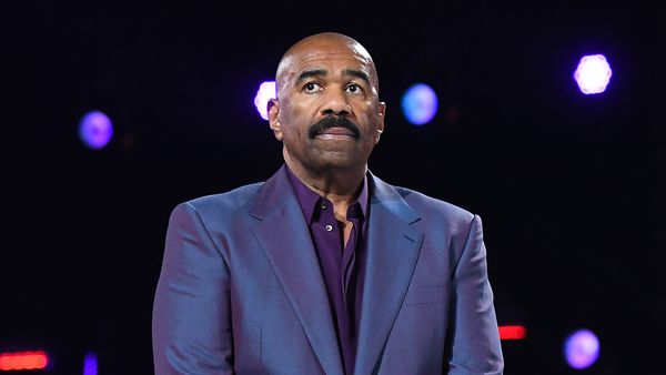 Online rumors falsely claimed Steve Harvey was dead following a tragic accident or car accident in early 2024.